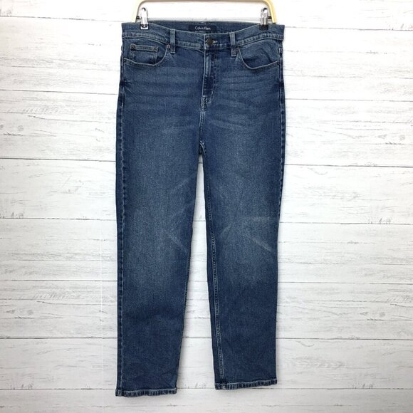 Calvin Klein Women's Straight Leg Jeans High Rise Stretch size 8 length 29" - Picture 2 of 9